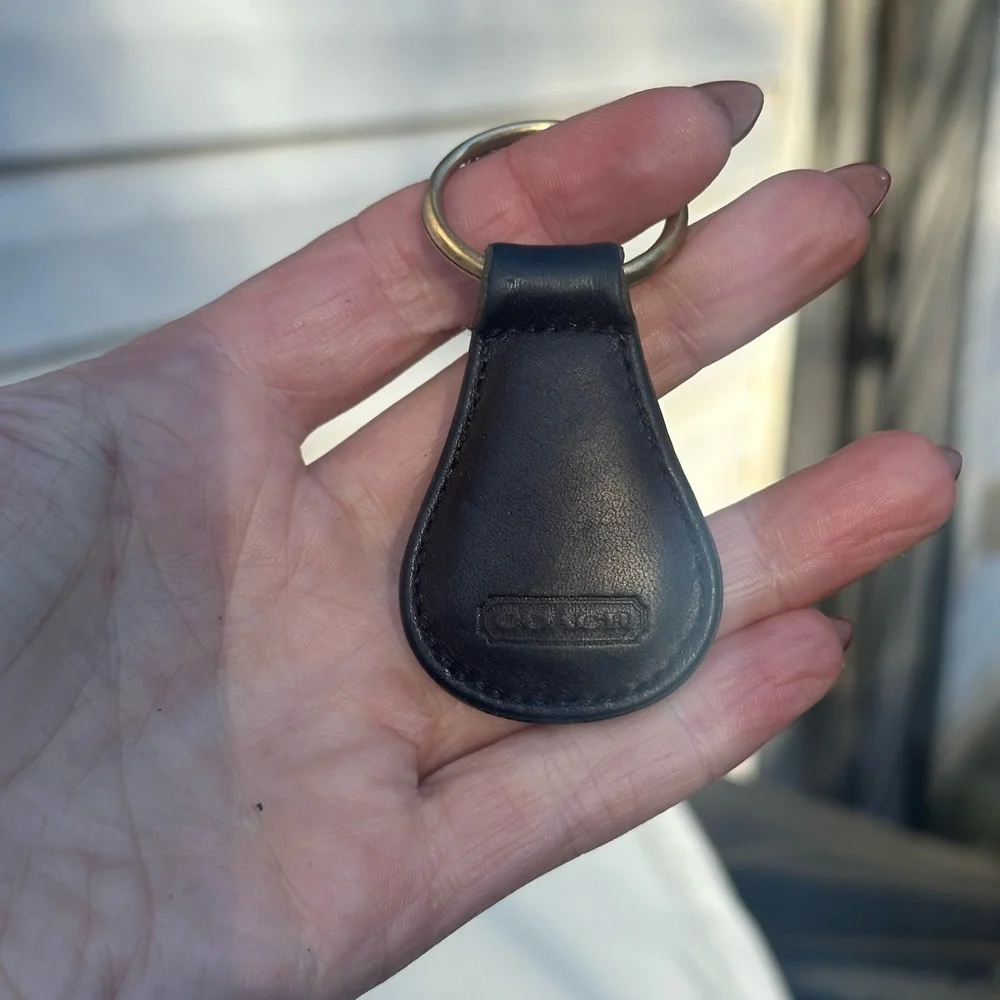 Vintage Coach Mahogany Key Fob - Picture 5 of 5